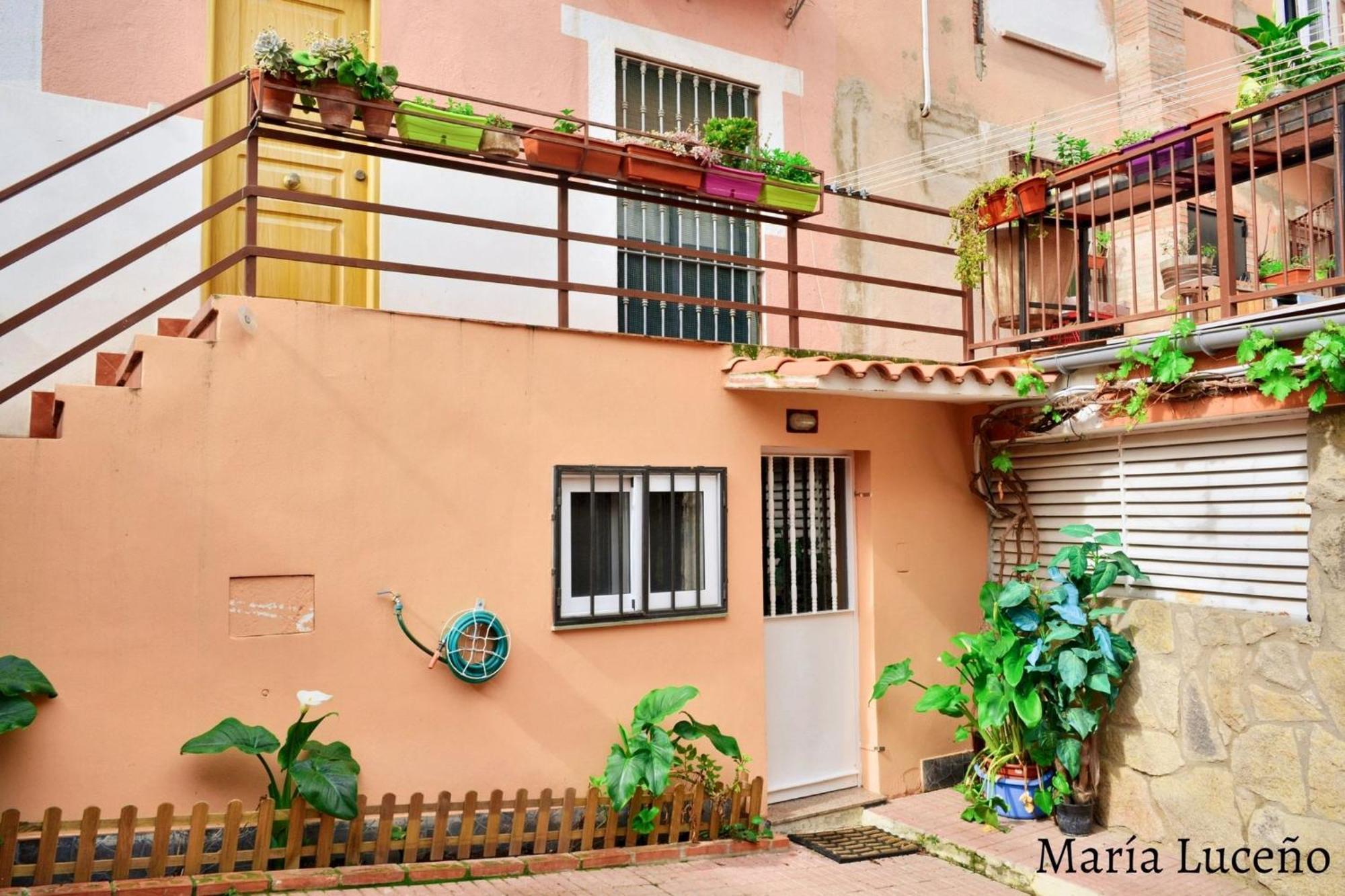 Comfortable Apartment In Caceres 55 M² Welcoming Terrace Eksteriør billede